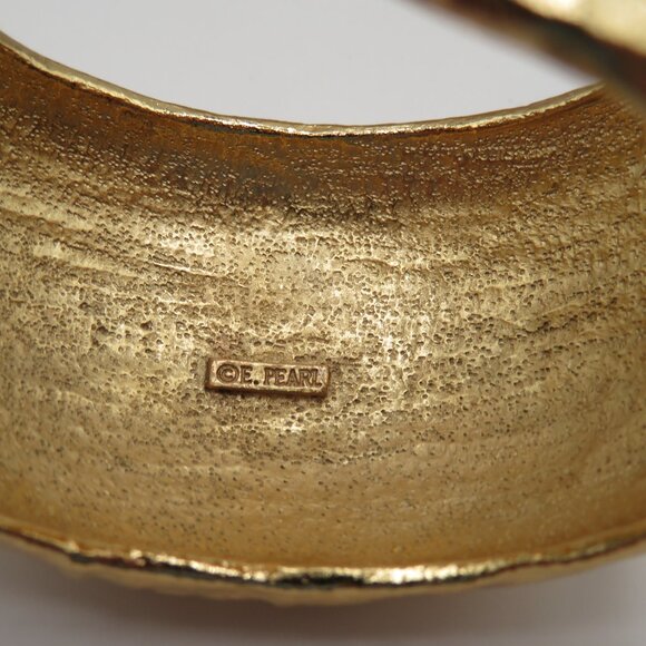 Elegant Gold Textured Cuff Bracelet - Picture 6 of 11